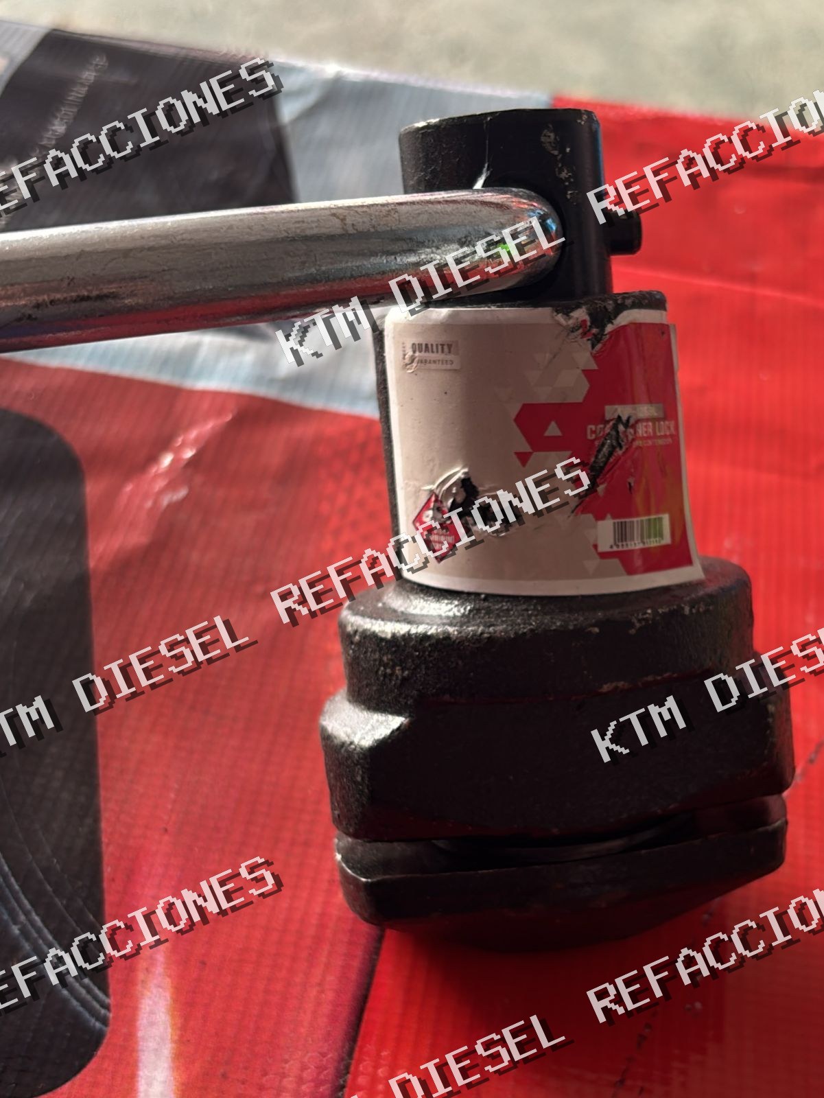 CANDADO PARA CONTENEDOR DIPER DIAMOND PARTS