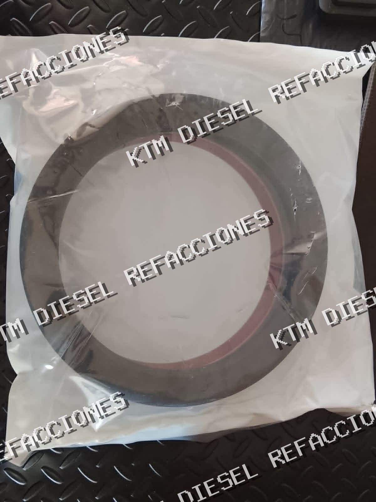 RETEN TRASERO CIGUEÑAL ISX MAHLE 4965569 
